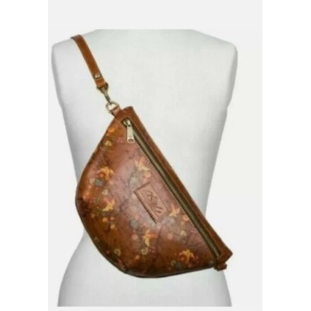 Patricia Nash Tinchi Leather Convertible Crossbody PYTHON BLACK‎   FANNY PACK